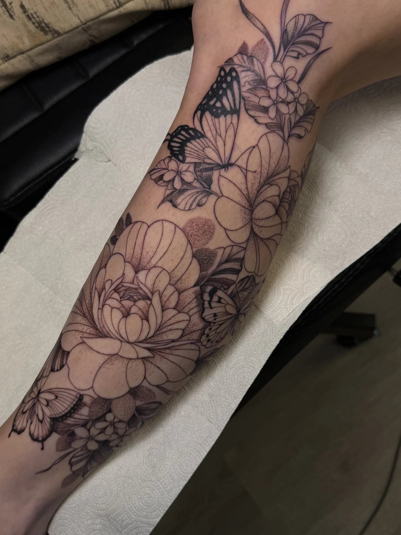 Floral & ornamental tattoo example